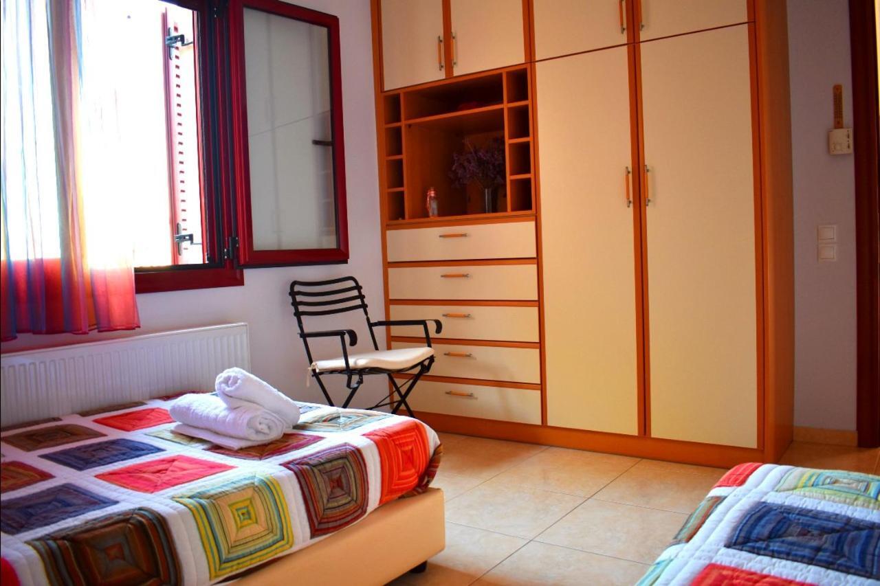 Irene'S Comfort Villa ネア・エピダヴロス エクステリア 写真